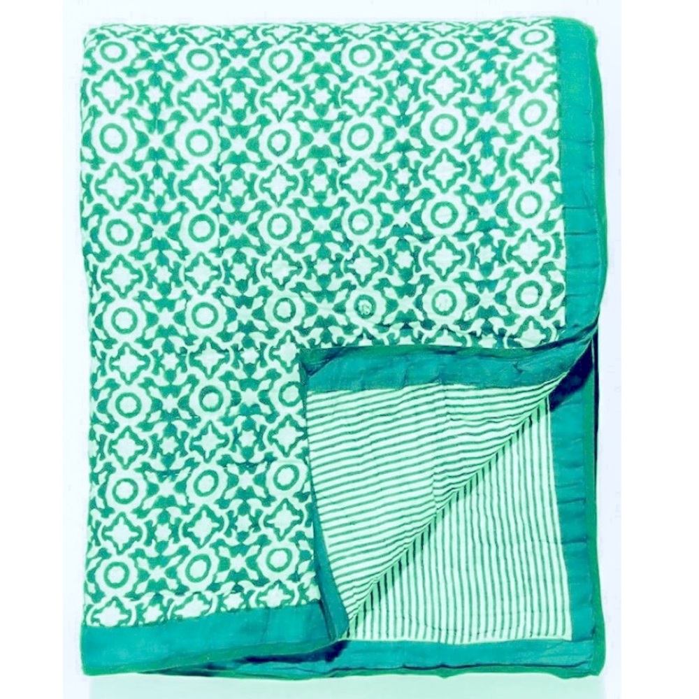 💚NWT ROLLER RABBIT ELSA QUILT